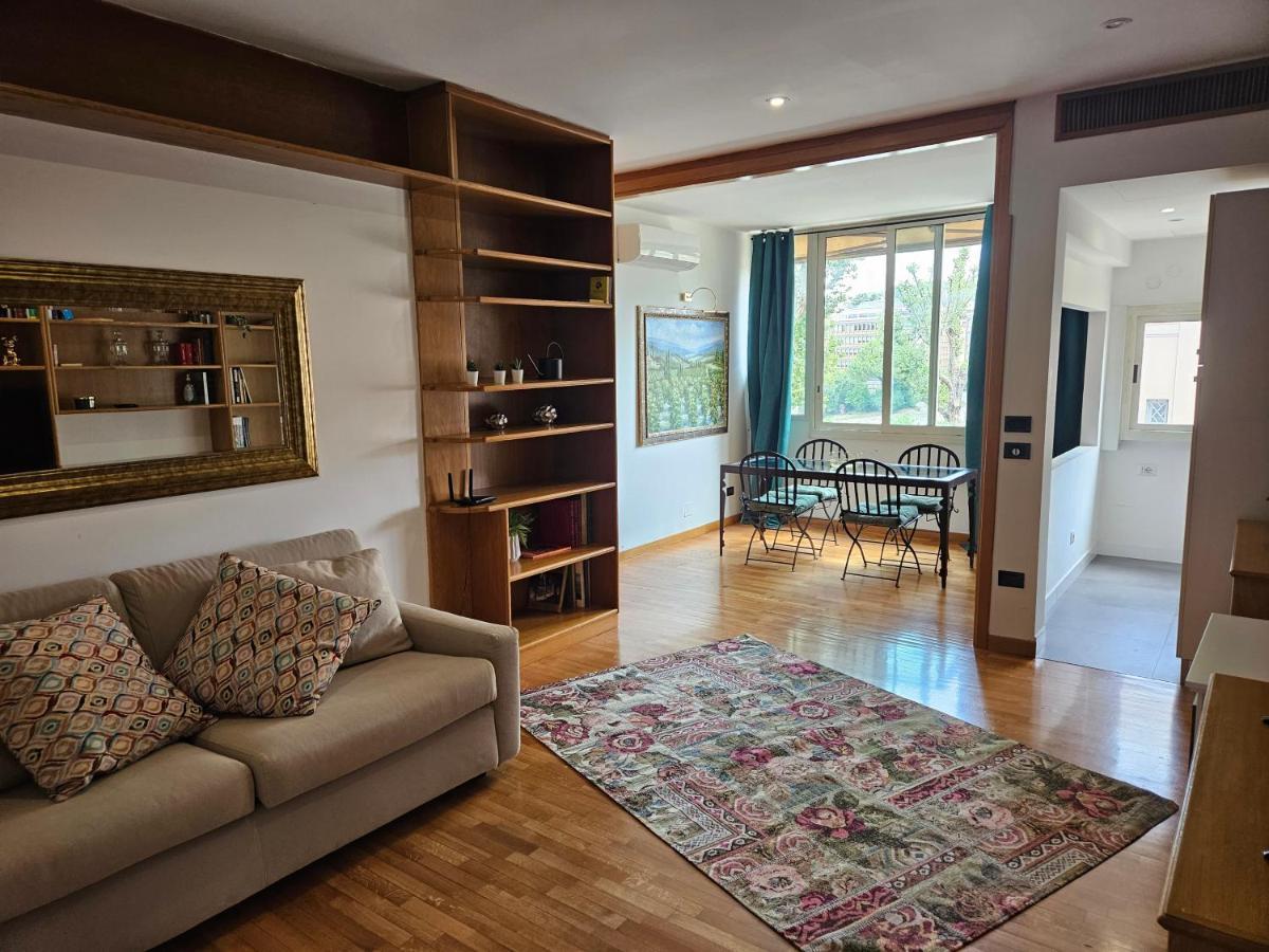 Вилла R.C. Giulio Cesare. Loft In Centro Рим Экстерьер фото